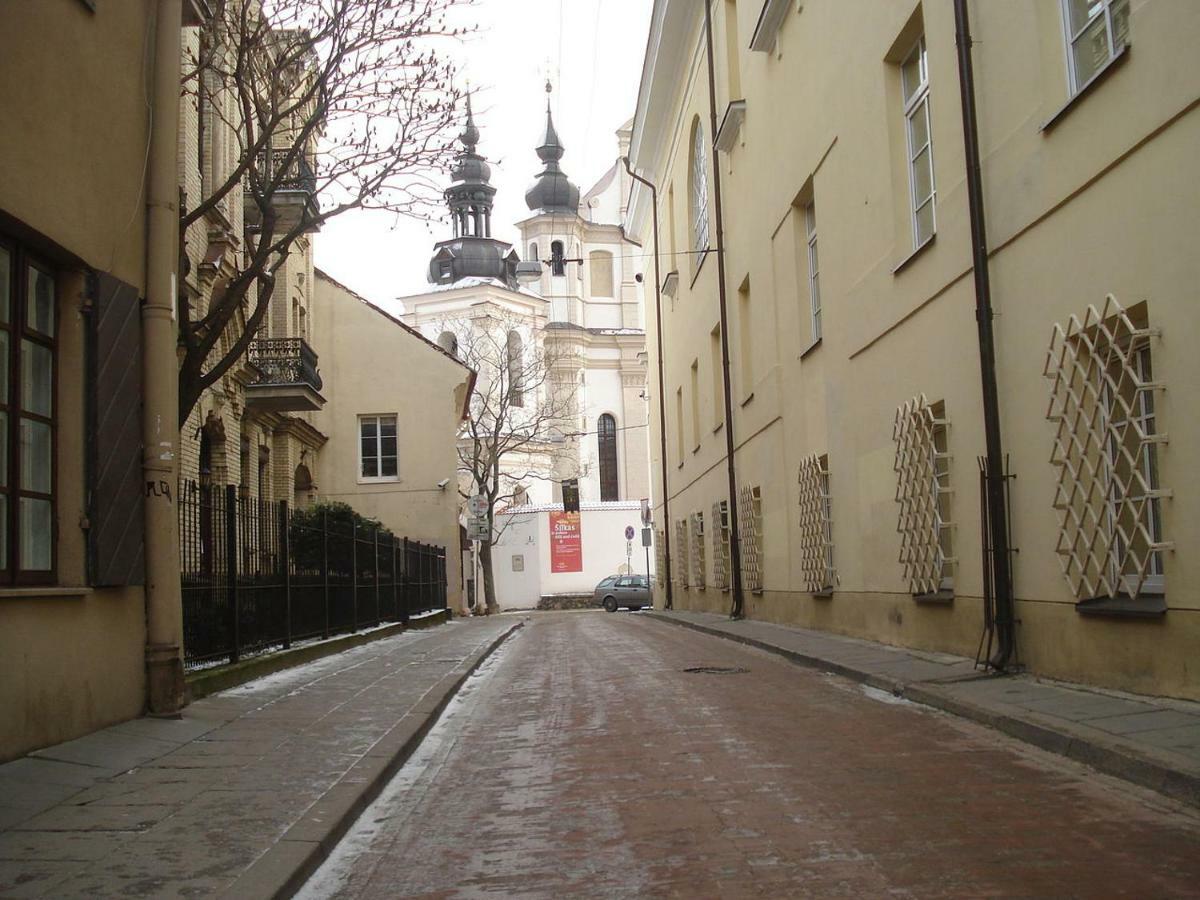 Cozy Apt In The Heart Of Old Town Vilnius Exterior photo